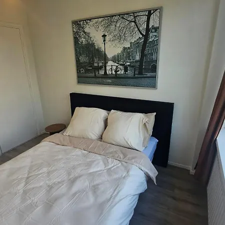 Apartment Comfortable For Exploring Amsterdam